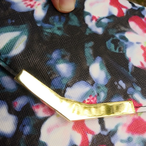 Apt 9 floral purse NWT - Picture 6 of 8